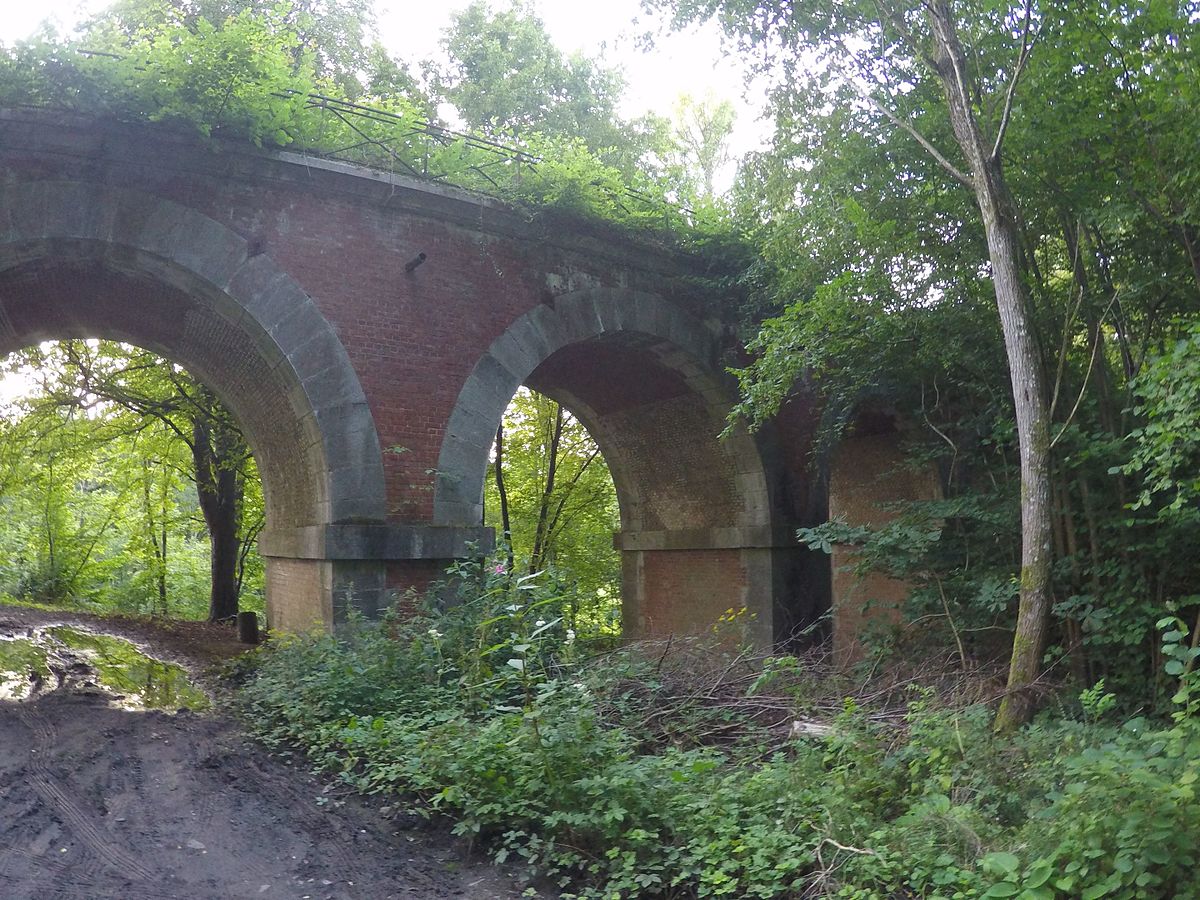 Pont_dit_des_'Sept_Ponts'_à_Yves-Gomezée_08.jpg