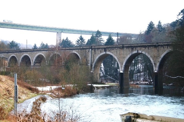 viaduc_ferroviaire_a_remouchamps_2.jpg