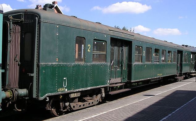 Voiture M1 cl II SNCB.JPG